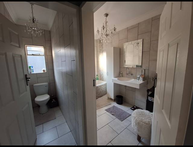 4 BEDROOM FREEHOLD FOR SALE IN GLEN MARAIS